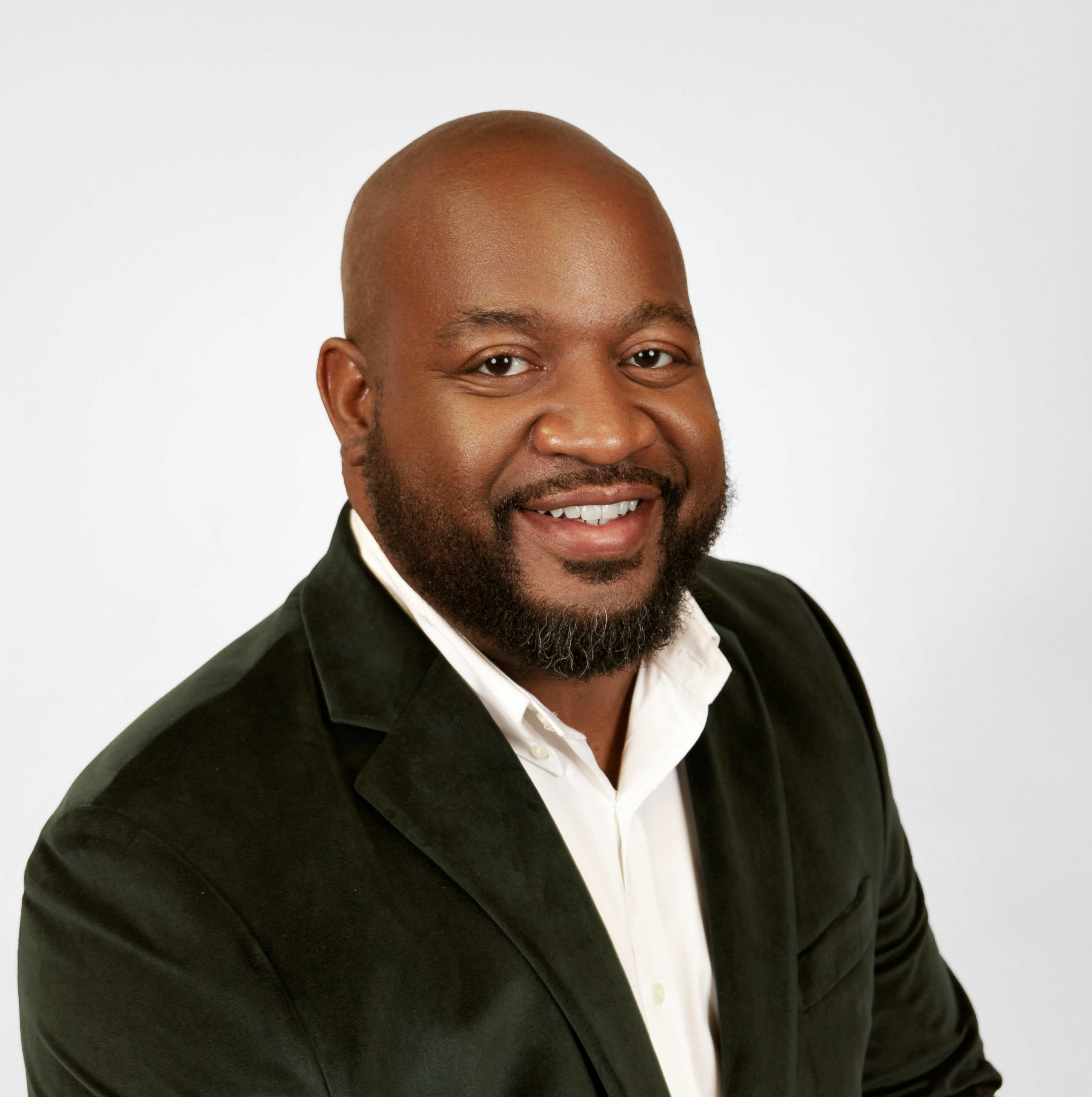 REGINALD GHOLSTON NAMED ONE OF 2023 TOP 100 MOST INFLUENTIAL PEOPLE IN REAL ESTATE STAGING