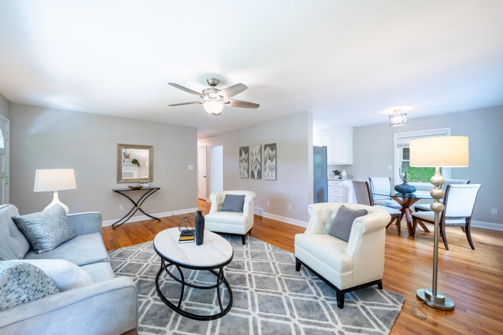 WHY HOME STAGING IS ESSENTIAL FOR YOUR SHORT-TERM RENTAL BUSINESS