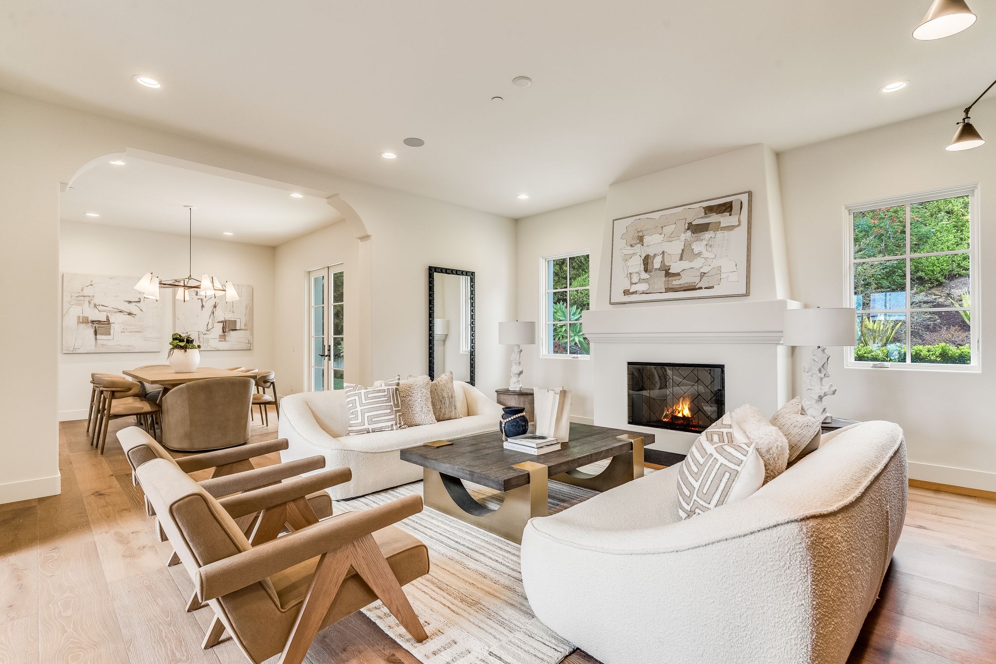 La Jolla Casual Elegance - Living Room
