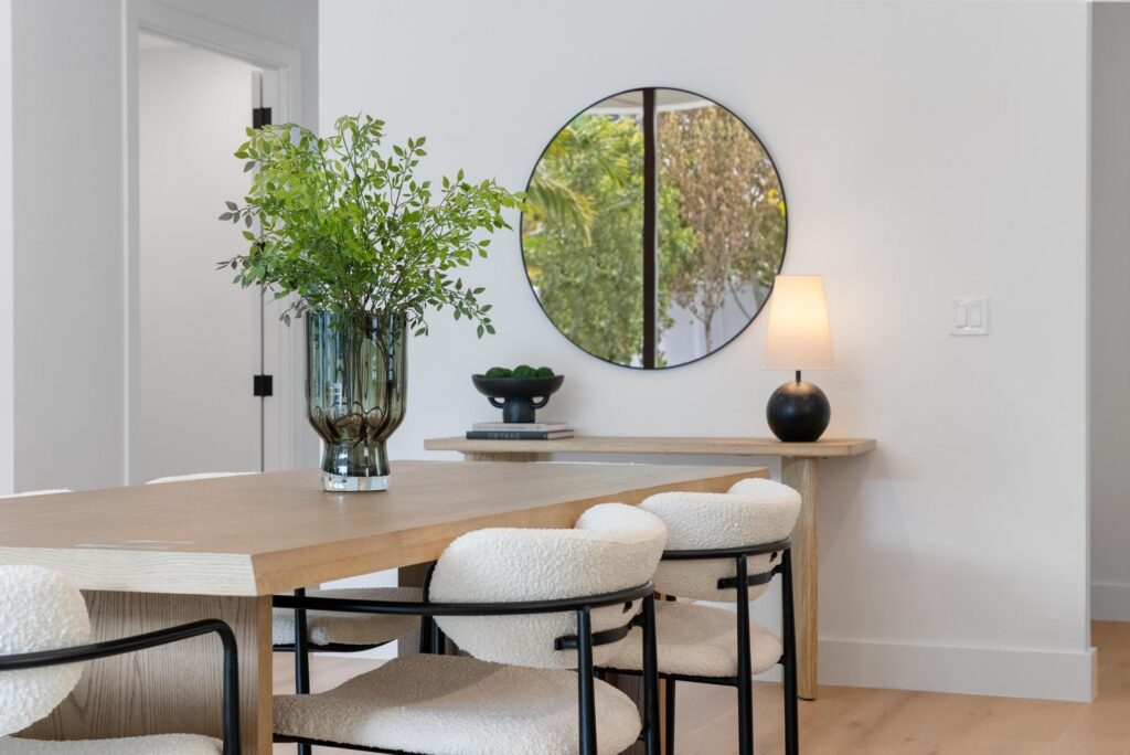 What to Consider Before Hiring a Home Staging Company in South Florida